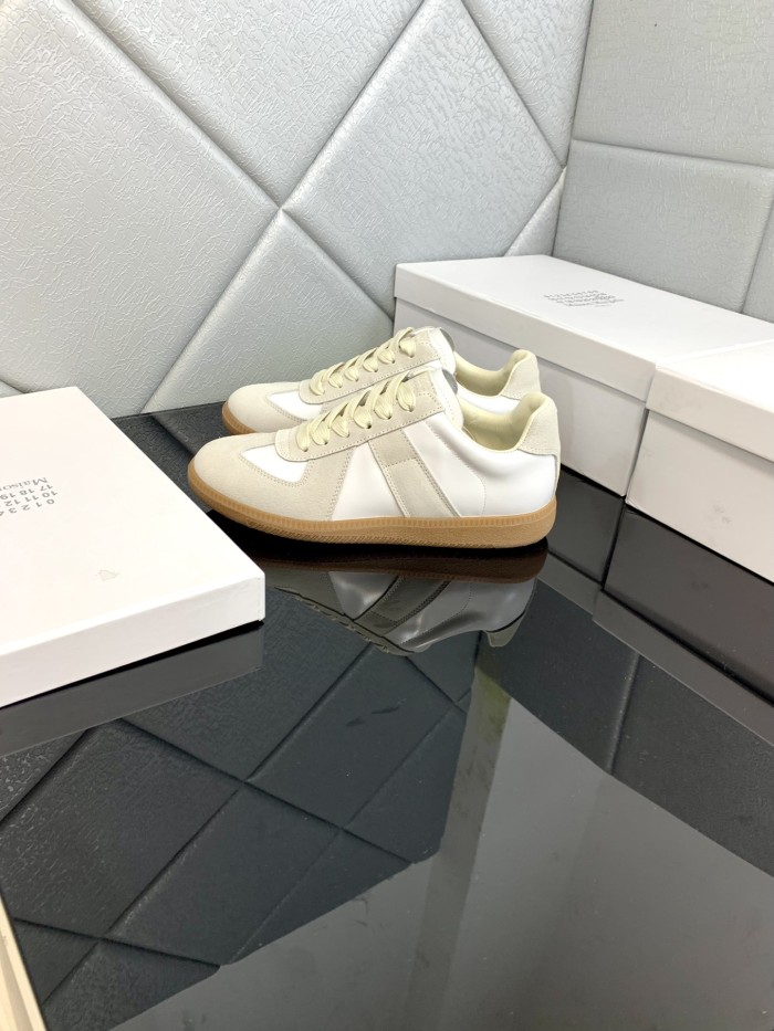 Maison Margiela Casual shoes 001 HL072