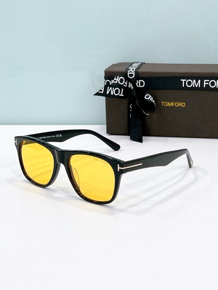 Tom Ford Sunglasses FT1284