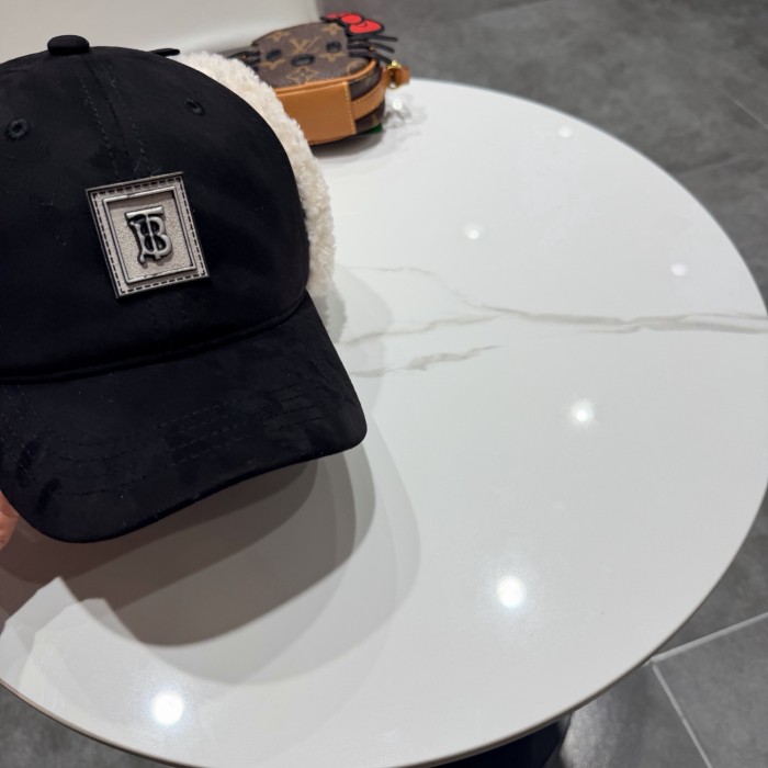 Burberry Hats & Caps 005