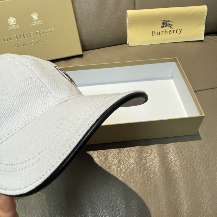 Burberry Hats & Caps 003