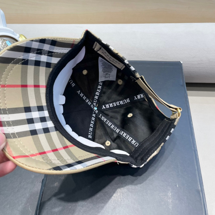 Burberry Hats & Caps 006