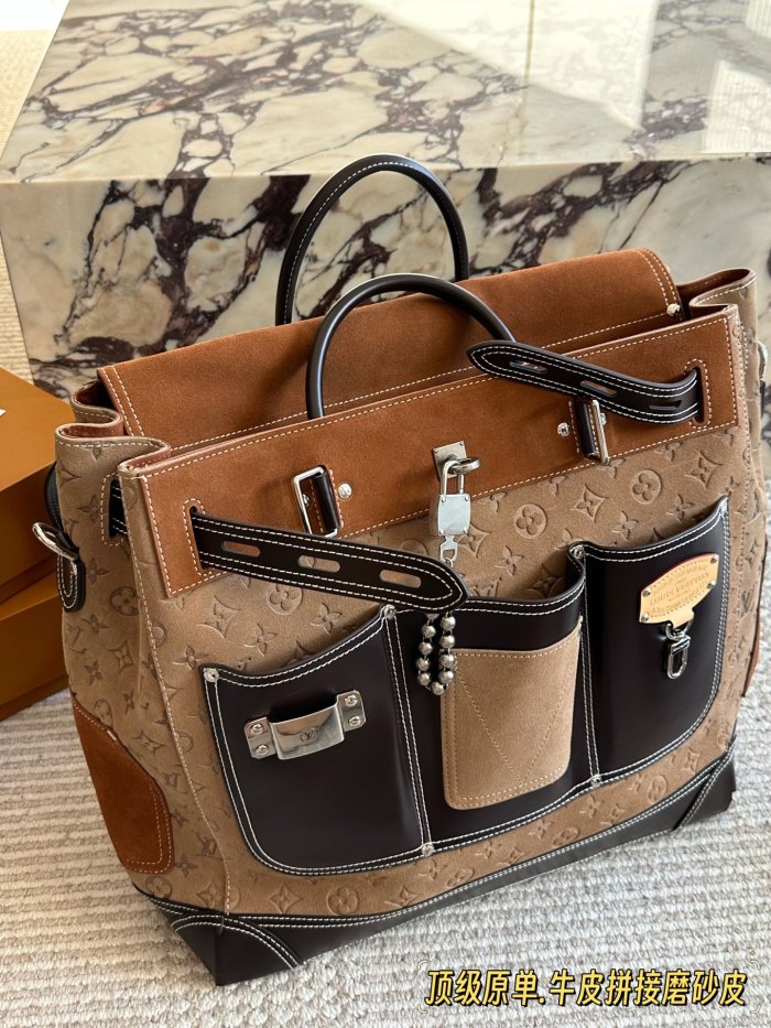 LV Backpack 246 DB007 40cm