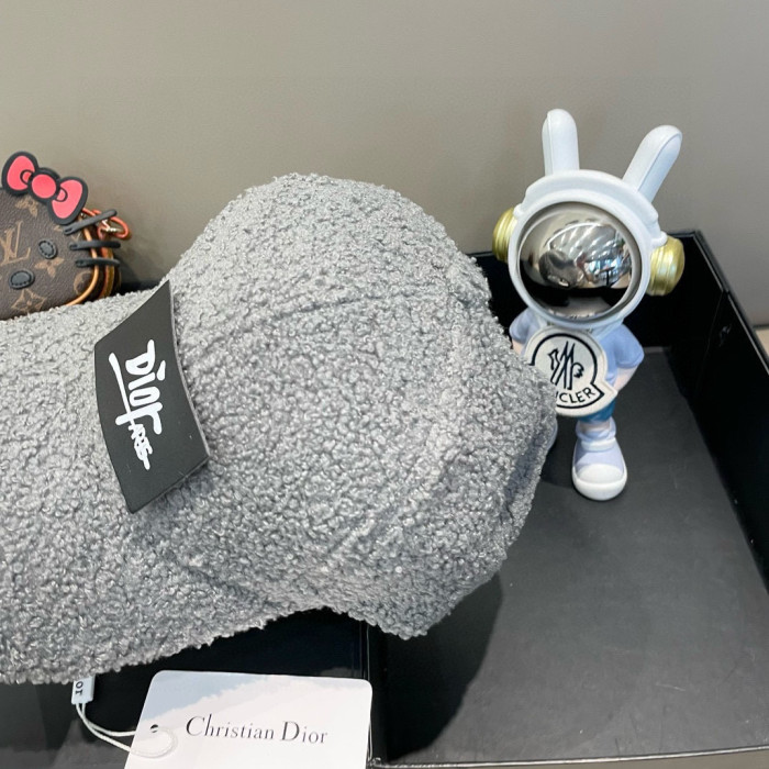 Dior Hats & Caps 007