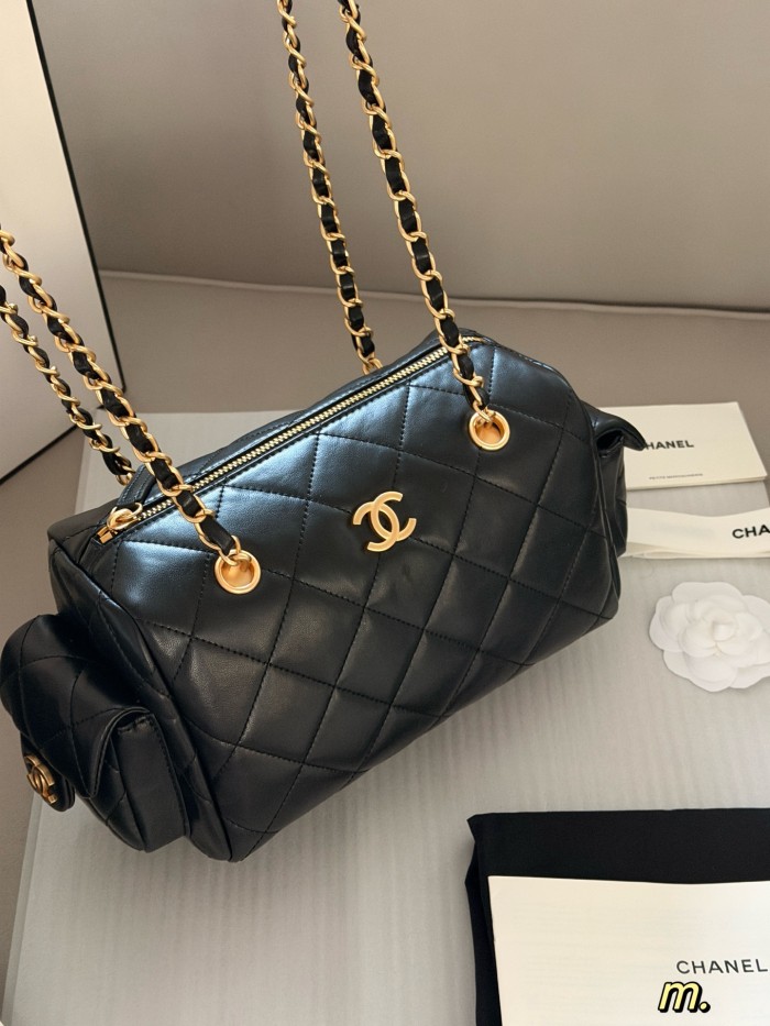 Chanel Shoulder Bag 090 DB552 25cm