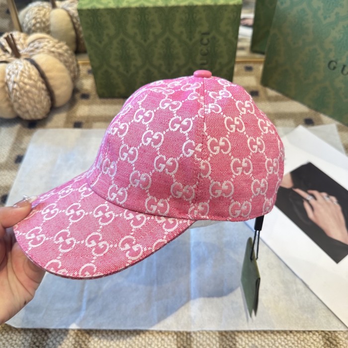 Gucci Hats & Caps 021
