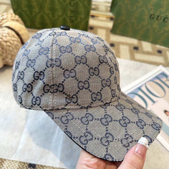 Gucci Hats & Caps 009
