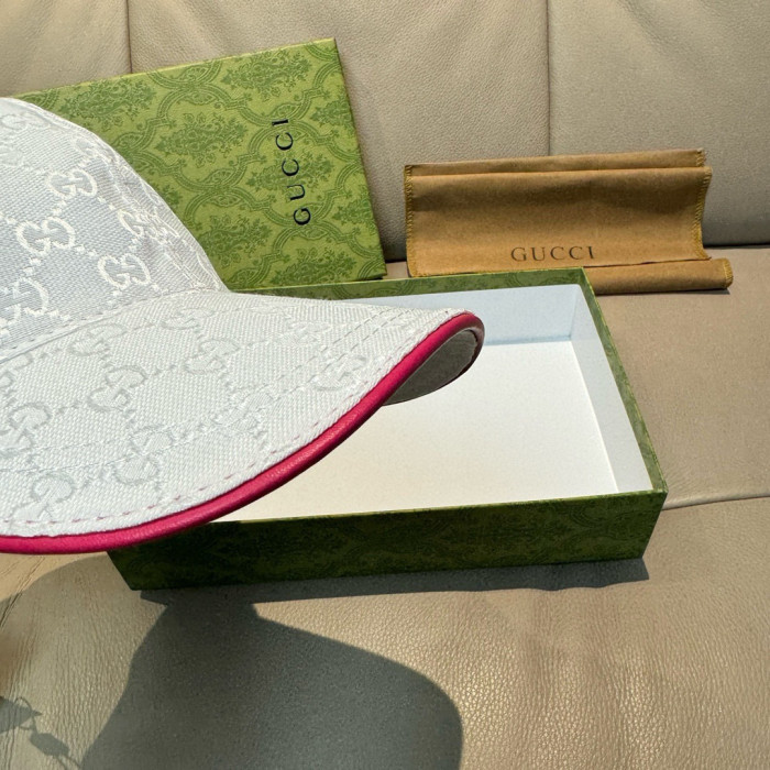 Gucci Hats & Caps 025