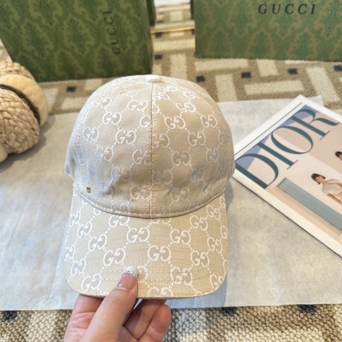 Gucci Hats & Caps 009
