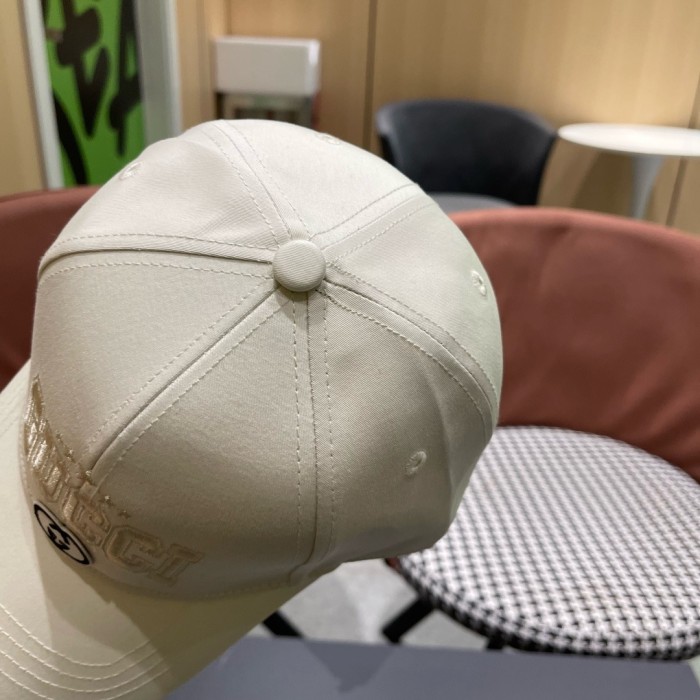 Gucci Hats & Caps 023