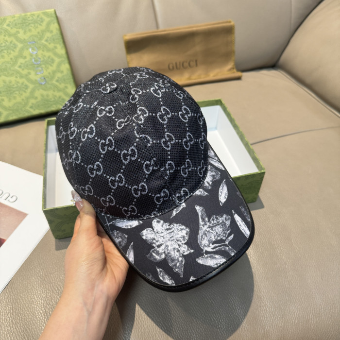 Gucci Hats & Caps 027