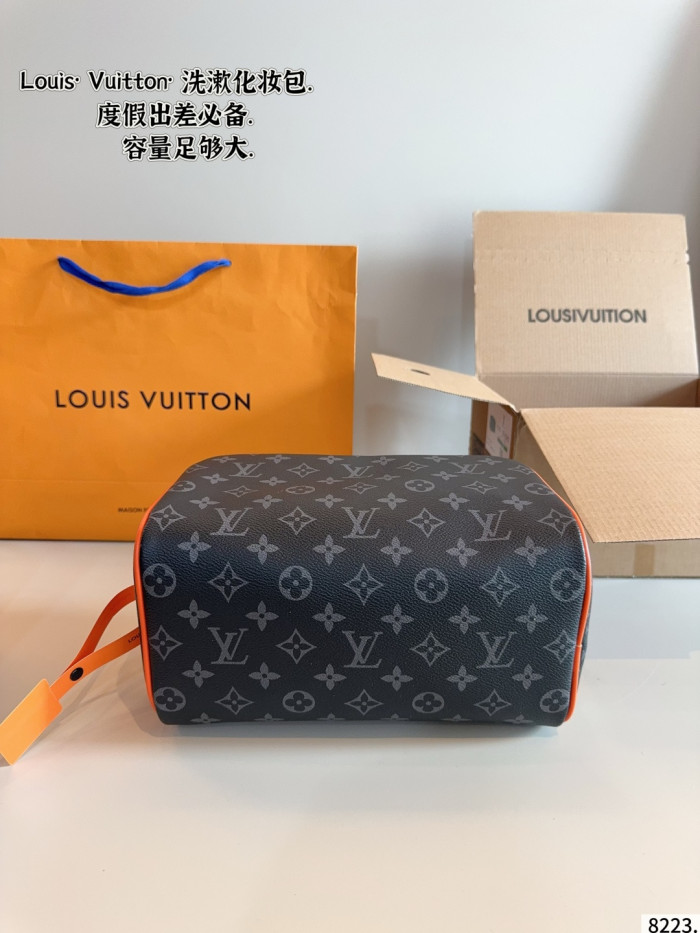 LV Dopp Kit Bag 249 DB041 25cm