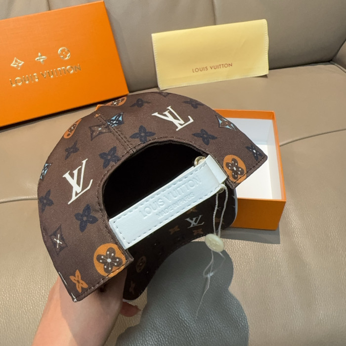 LV Hats & Caps 013