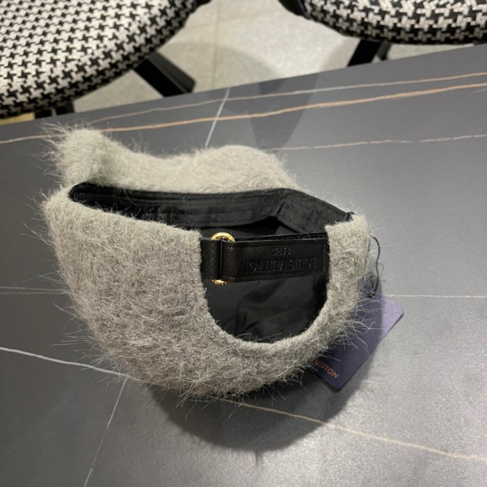 LV Hats & Caps 019