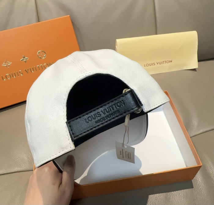 LV Hats & Caps 014