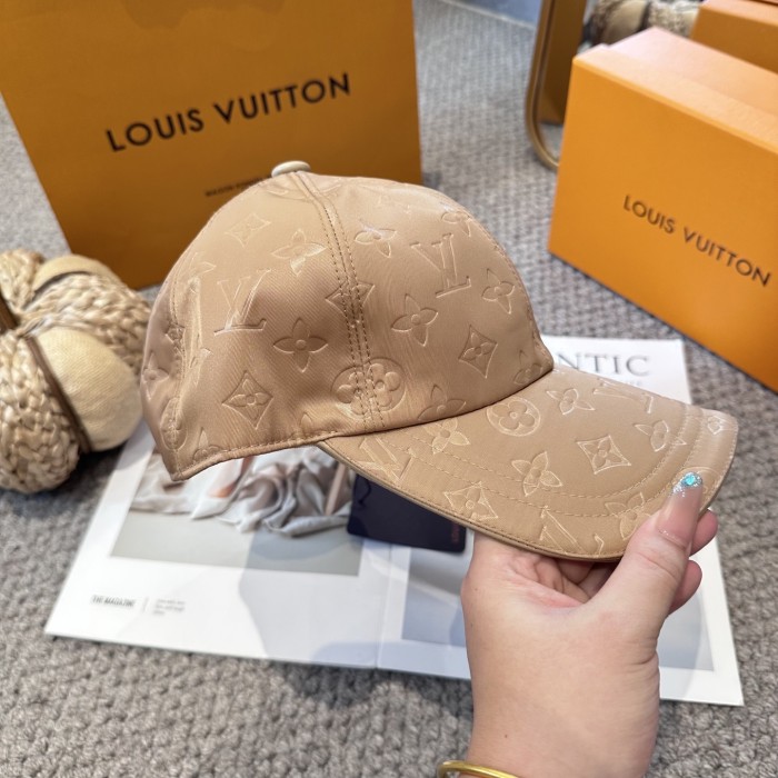 LV Hats & Caps 007