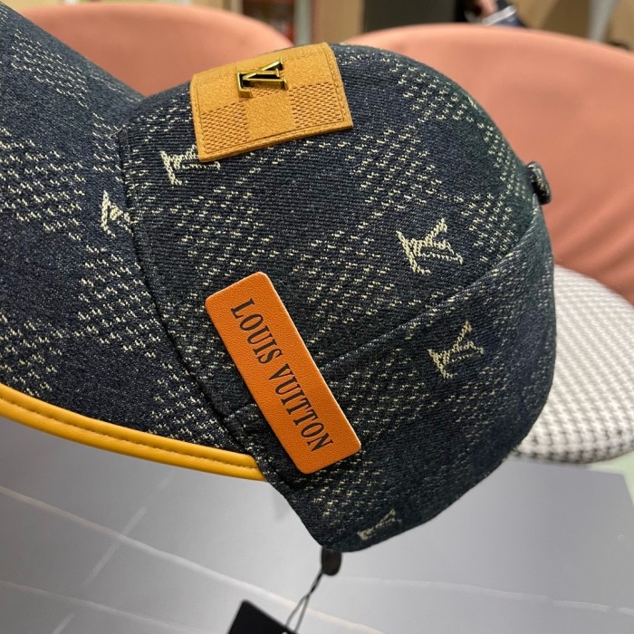 LV Hats & Caps 012