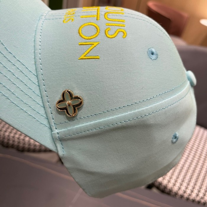 LV Hats & Caps 011