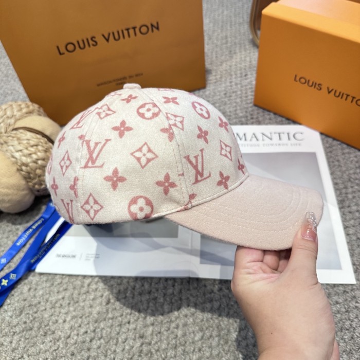 LV Hats & Caps 016