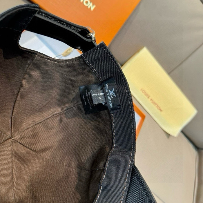 LV Hats & Caps 020