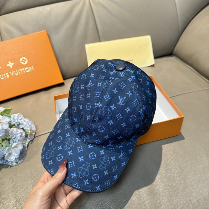 LV Hats & Caps 023