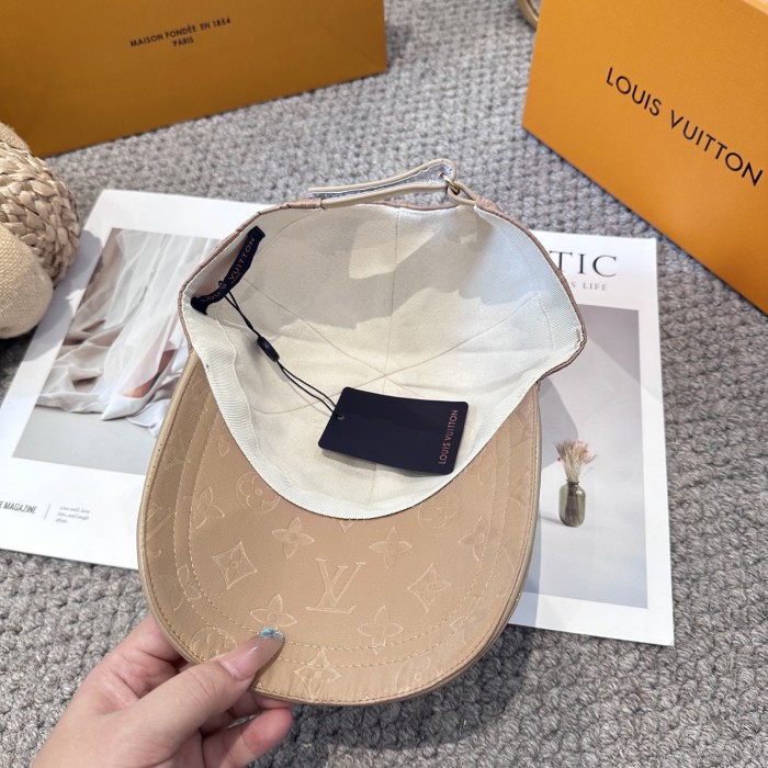 LV Hats & Caps 007