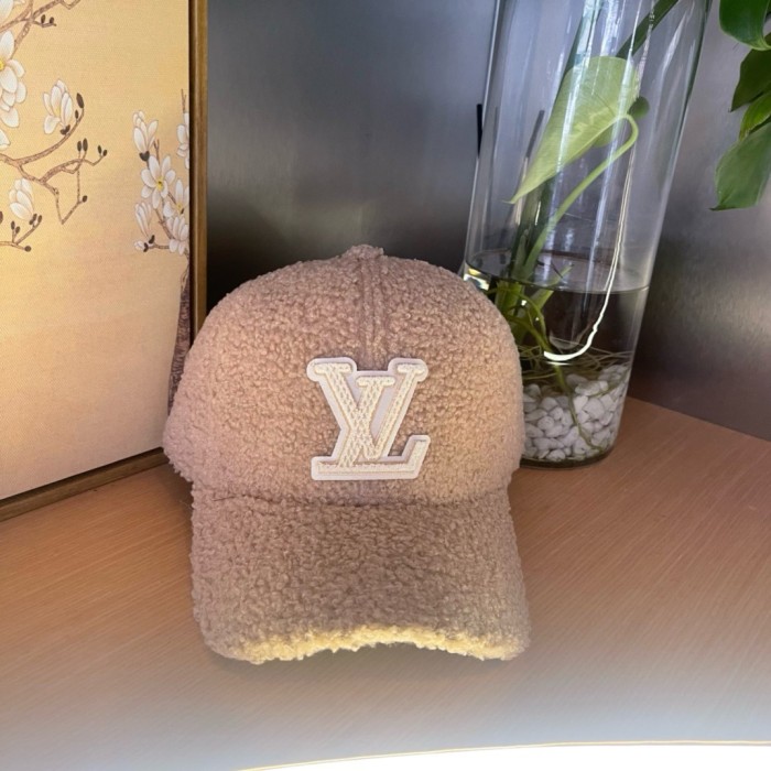 LV Hats & Caps 018