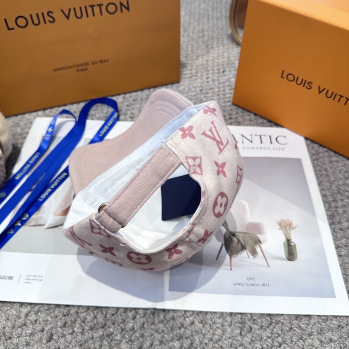LV Hats & Caps 016