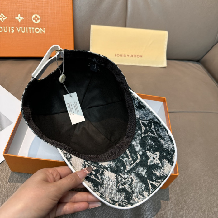 LV Hats & Caps 004