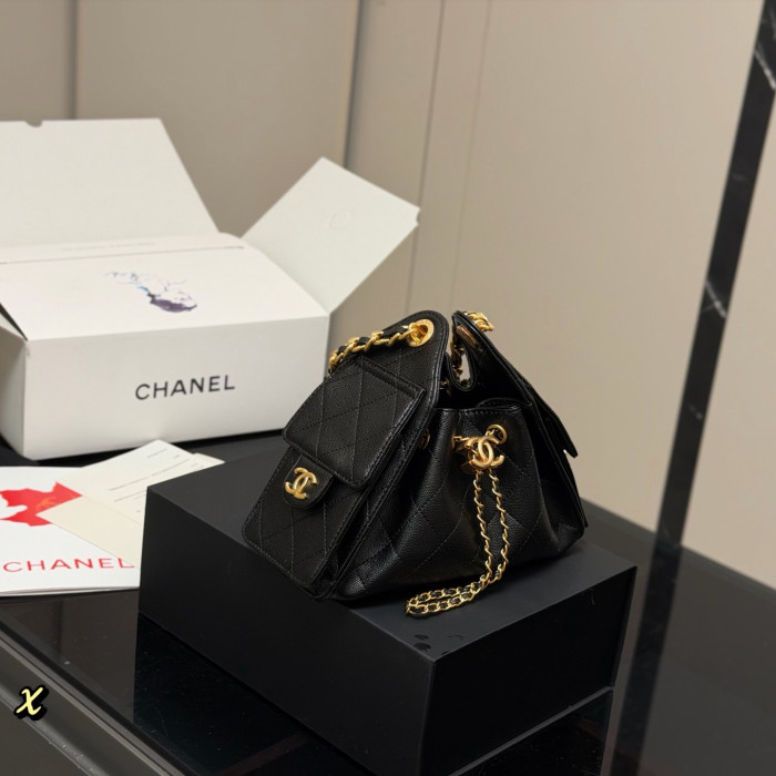 Chanel Bucket Bag 092 DB552 22cm