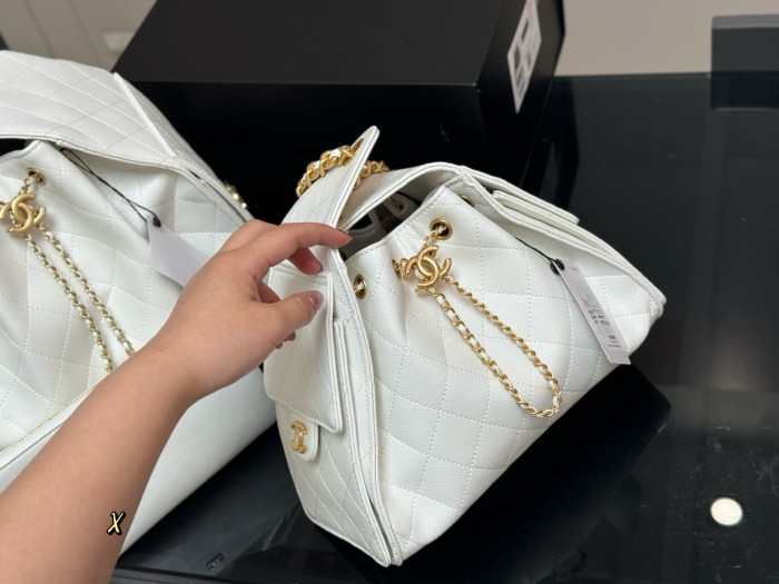 Chanel Bucket Bag 091 DB562092 26-30cm