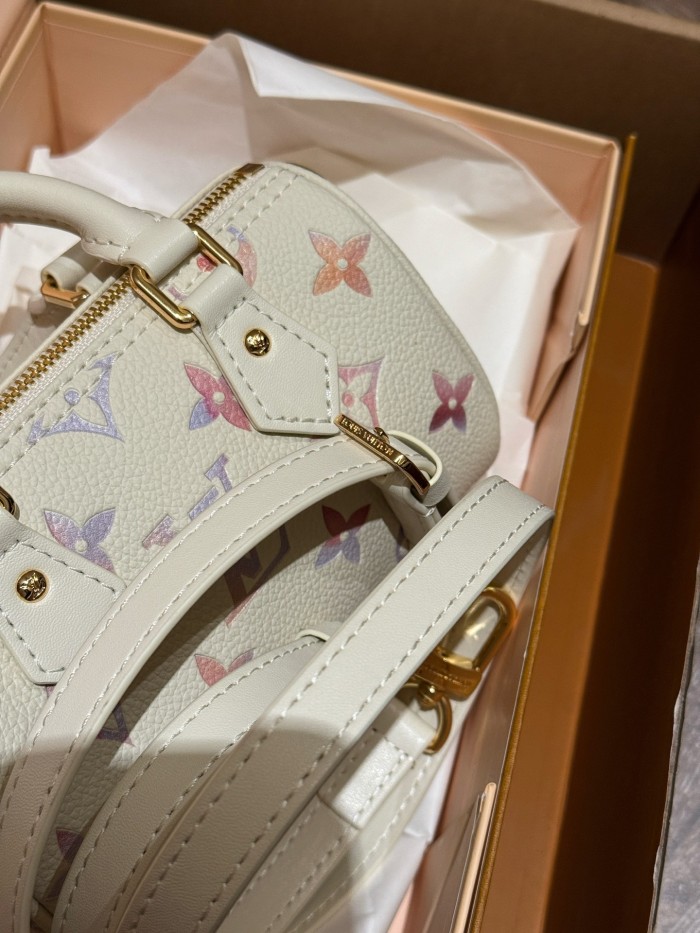 LV Nano Speedy Bag 252 DB561 16cm