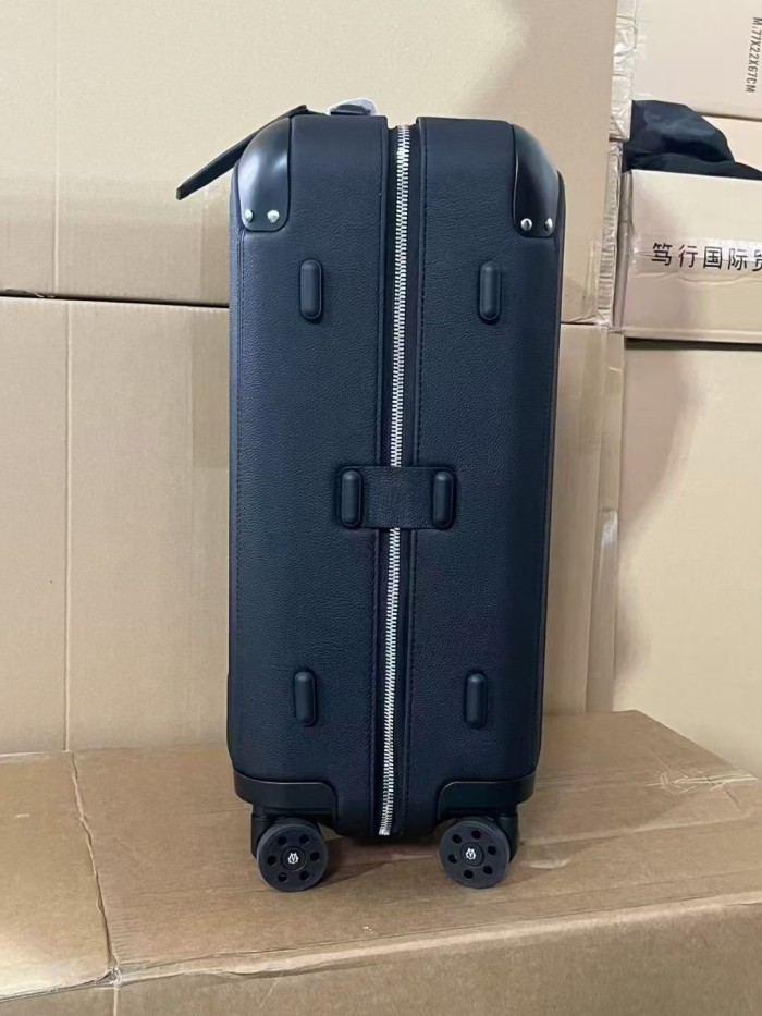 Rimowa Distinct Trolley luggage HL007 21 inches