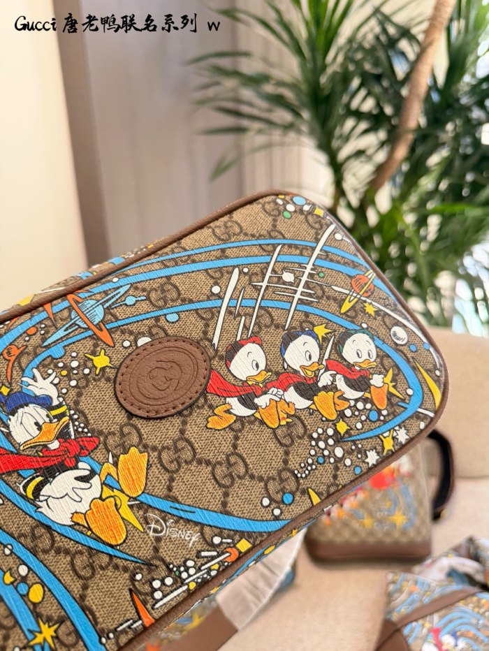 Gucci x Disney Bumbag 017 DB051 24cm