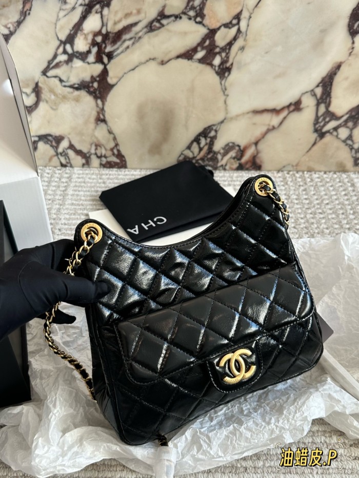 Chanel Hobo Shoulder Bag 094 DB082 22cm