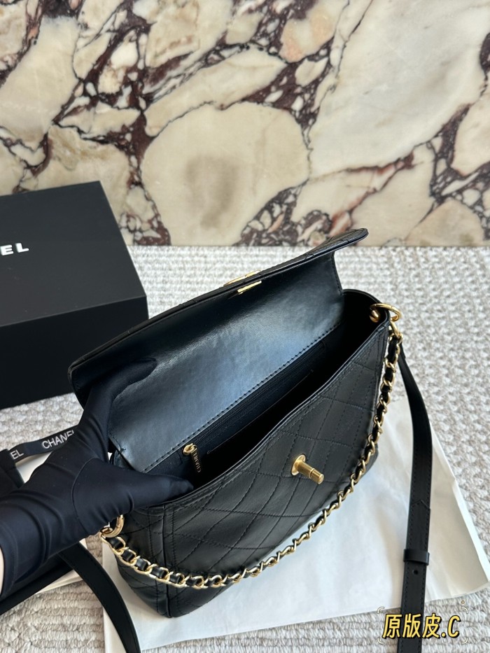 Chanel Shoulder Bag 093 DB082 24cm