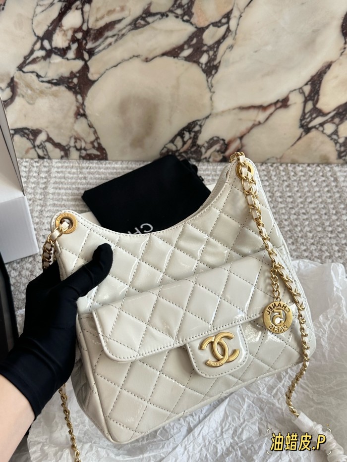 Chanel Hobo Shoulder Bag 094 DB082 22cm
