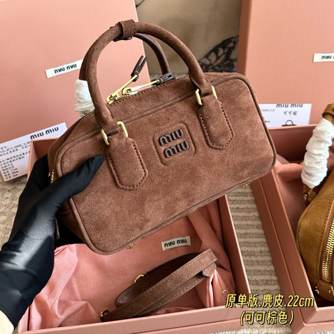 Miu Miu Handbag 024 DB003 22cm
