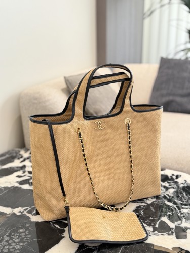 Chanel Tote Bag 096 DB552 40cm