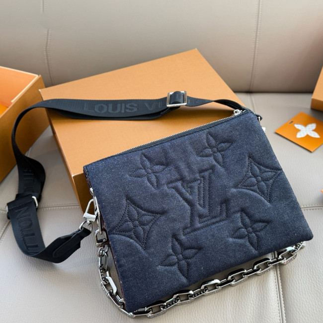 LV Coussin Bag 262 DB532 27cm