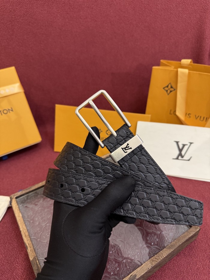 LV Belt 055 3.5cm