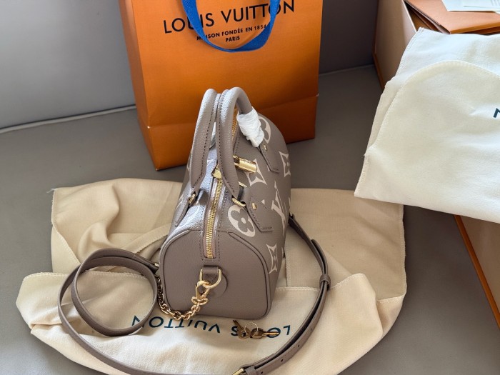 LV Speedy Bag 267 DB571 20cm