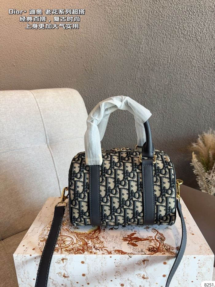 Dior Groove 20 Bag 018 DB591 20cm