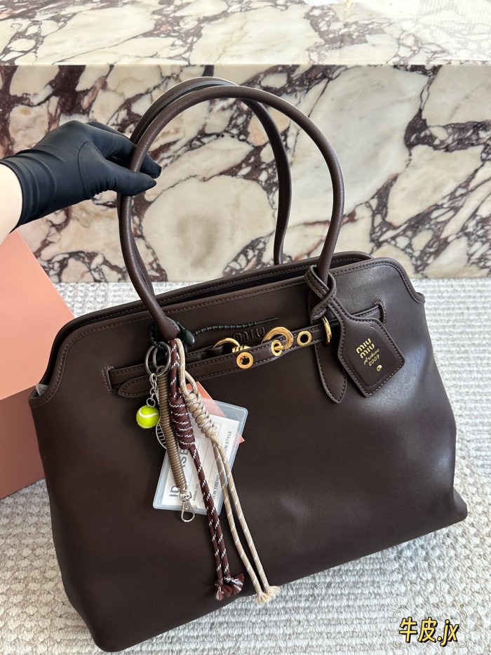 Miu Miu Aventure Handbag 027 DB562 40cm