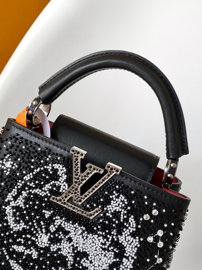 LV Capucines Bag M12977 XYMC00210031 21-27cm