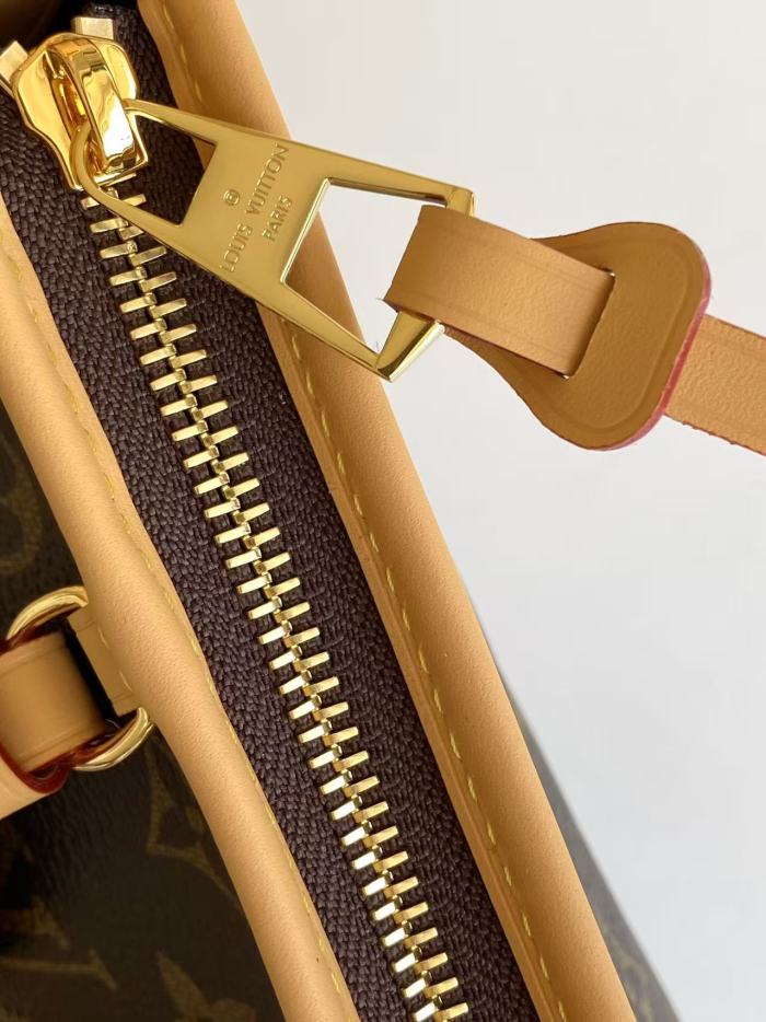 LV Carryall East West Bag M28101 XYMC054 36cm