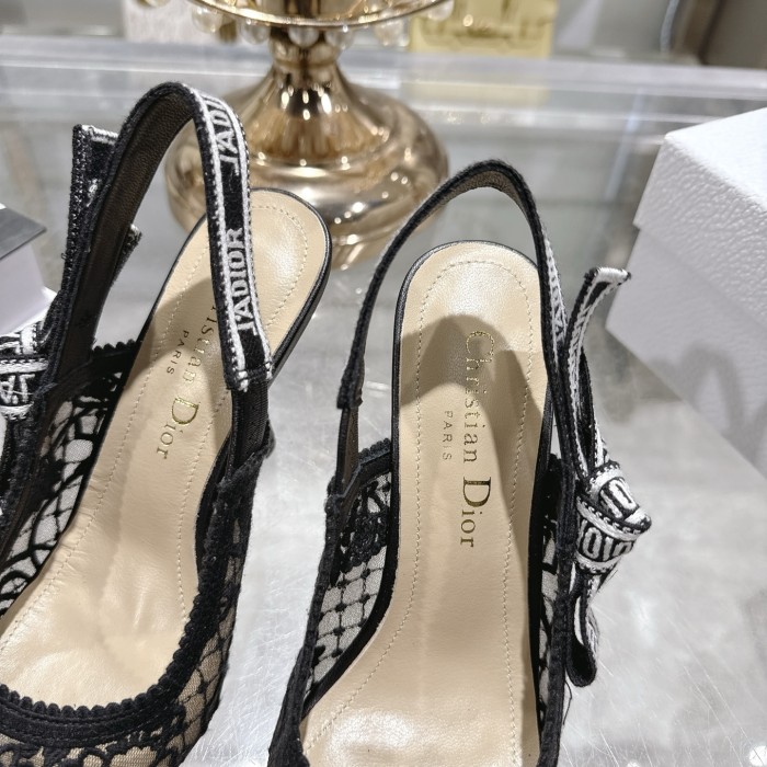 Dior shoes 050 XM023