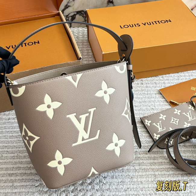 LV All In BB Bag 282 DB542 18cm