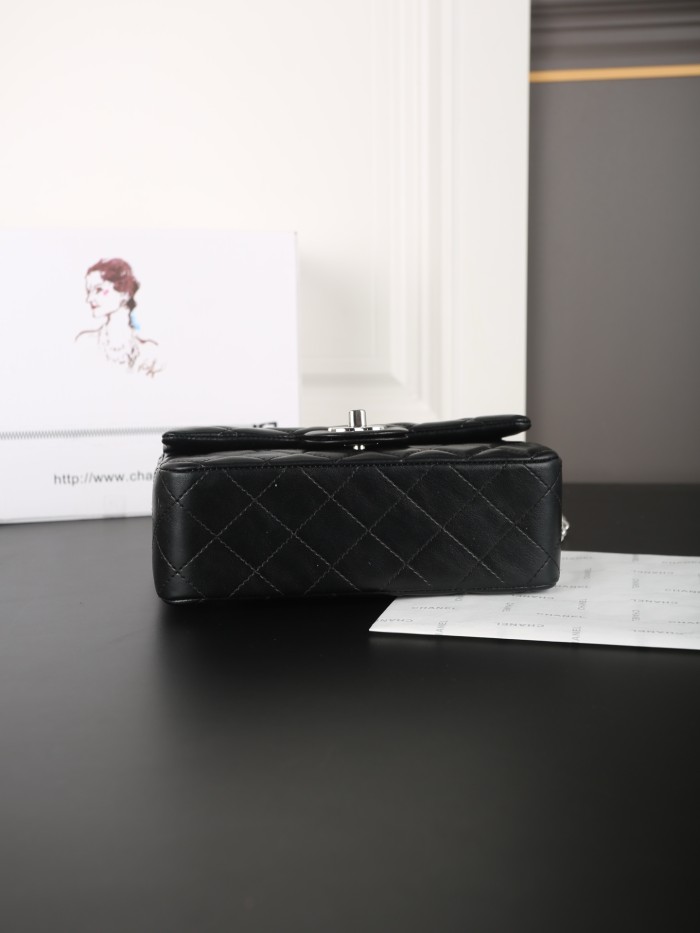 Chanel Shoulder Bag 103 DB561 17-20cm