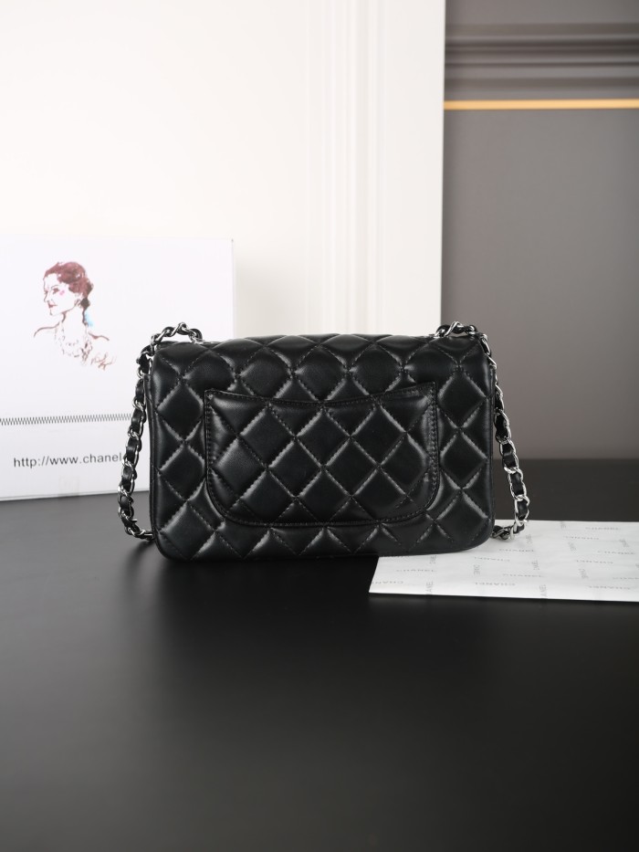 Chanel Shoulder Bag 103 DB561 17-20cm