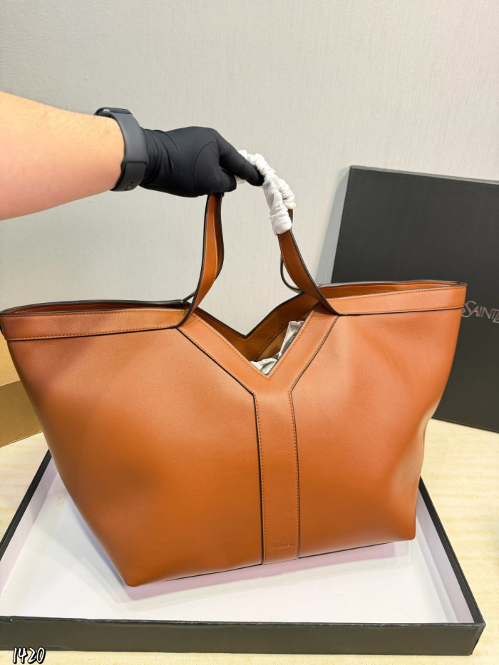 YSL Cabas Tote 077 DB091 37cm